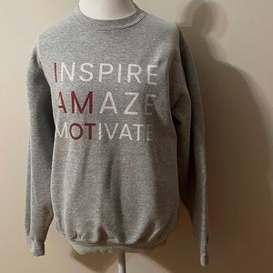 Unisex- Crew Neck Sweatshirt- Grey size Medium